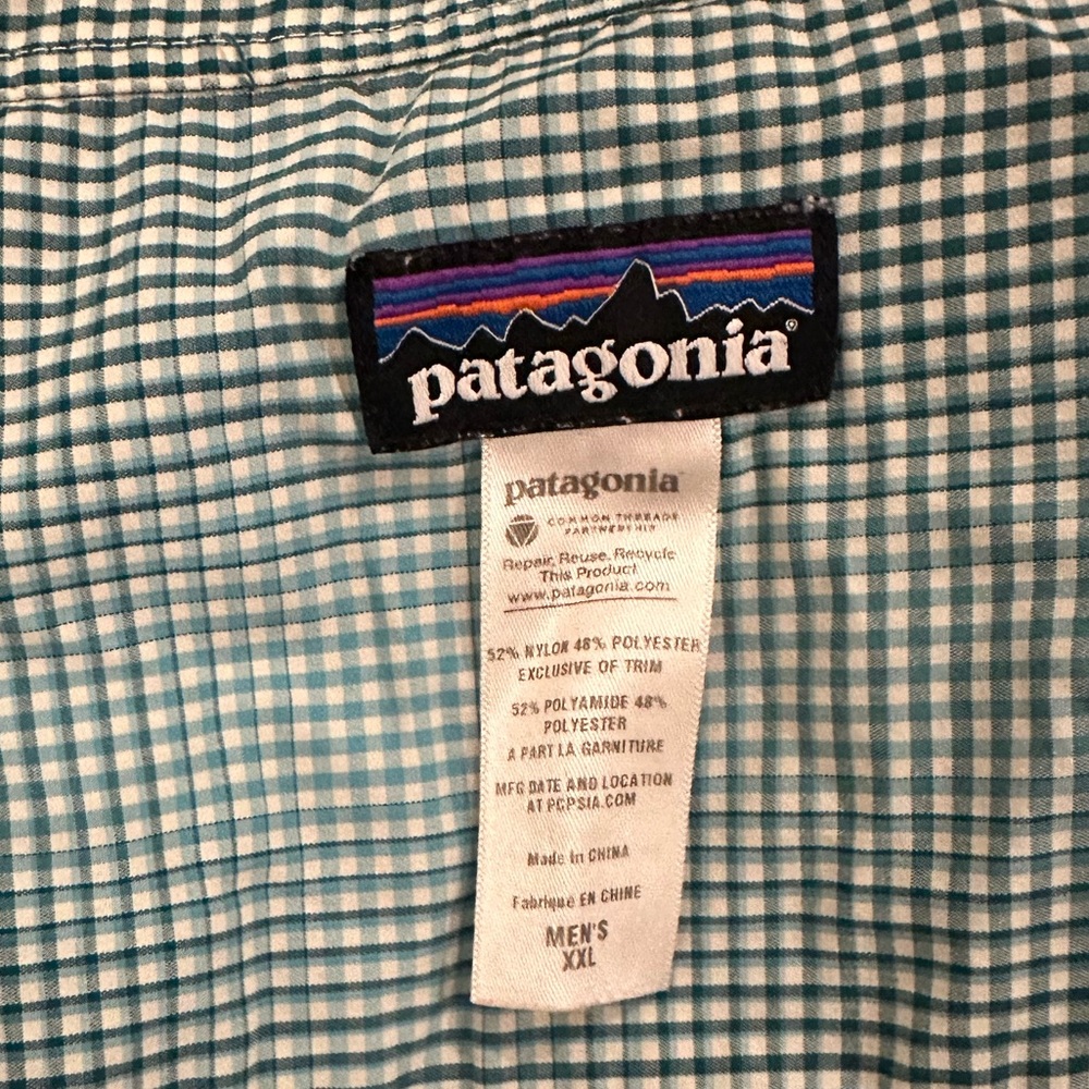 Patagonia Blue/green fishing shirt size XXL - Picture 2 of 2
